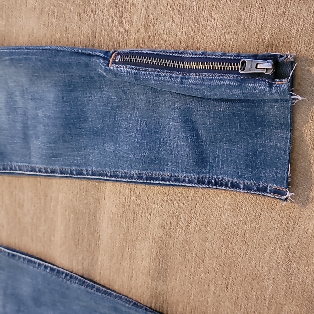 Express Booty lifting Jeans - Picture 7 of 16